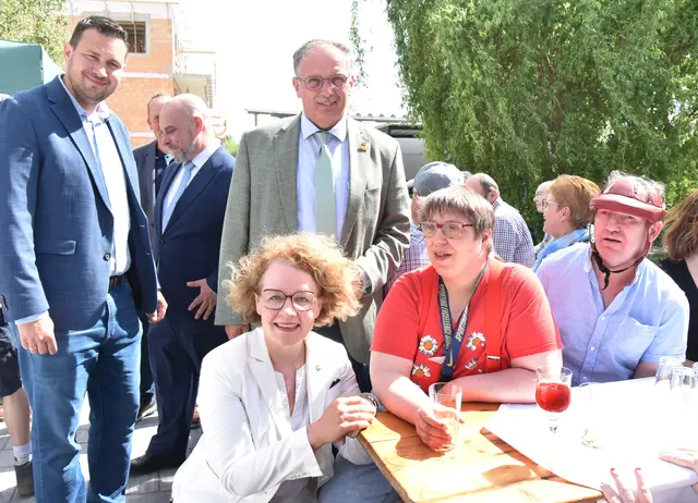 Sozial-Landesrätin Christiane Teschl-Hofmeister betont die Bedeutung des Projekts. | Foto: Herbert Schleich