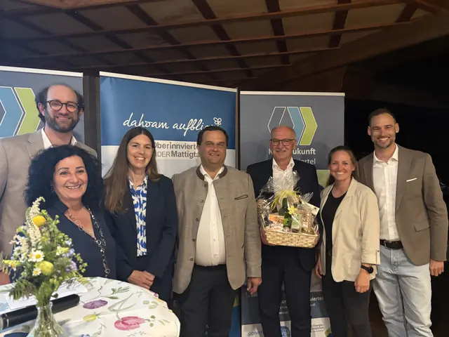 Florian Wimmer, Simone Redemann, Ulrike Kappacher, Alfred Troppmair, Valentin David, Angelika Wenger und Florian Reitsammer. | Foto: MeinBezirk/Anja Kern