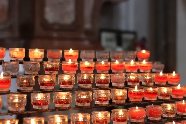 Dunkel ist es nun um dich, von Stund an tragen wir dein Licht. | Foto: Ulrike Plank
