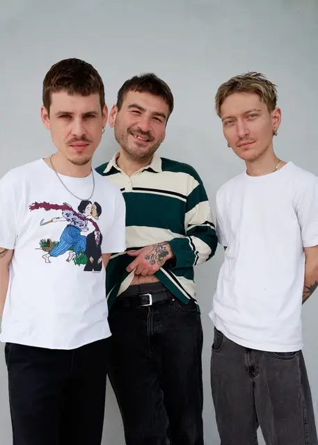 Härter, als sie aussehen: Salò (M.) und seine Band. | Foto: Vrinda Jelinek