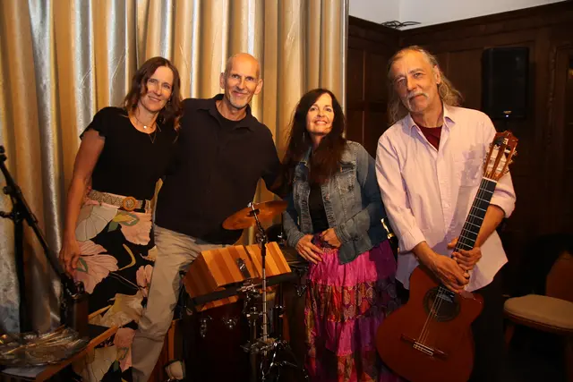 Spanische Melodien und Rhythmen verschiedener Kulturen verbinden Regina Altenhofer, Helmut Bimashofer, Sabine Linecker und Michael Brandl.