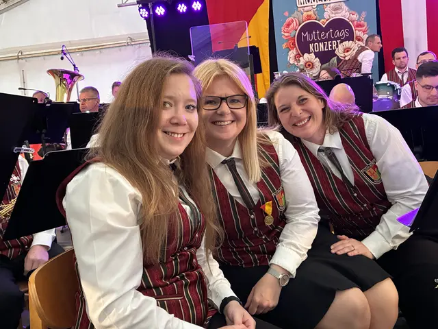 Gaben ihr Bestes - junge Musikerinnen beim Jubiläumskonzert. | Foto: Anna Maria Kaufmann