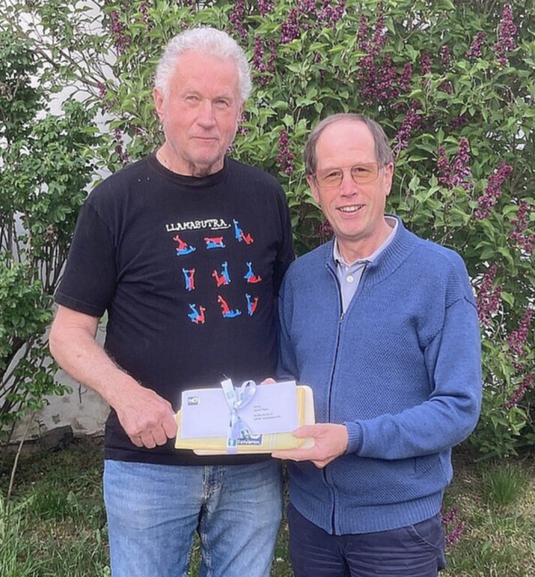 Hermann Scharf gratuliert Jubilar Josef Popp (l.) | Foto: NÖ Senioren