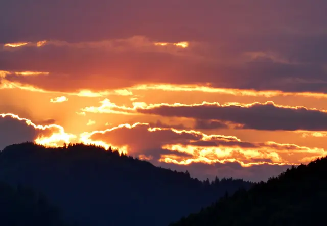 Herrlicher Sonnenaufgang bei der Anfahrt