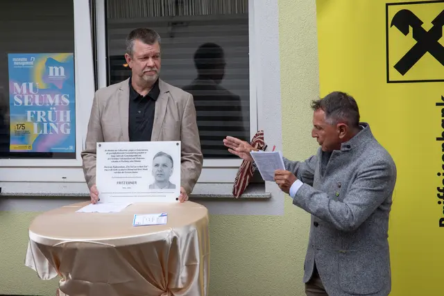 Für Fritz Ebner wird eine Gedenktafel zu seinem 100. Geburtstag an der Schule angebracht. | Foto: er