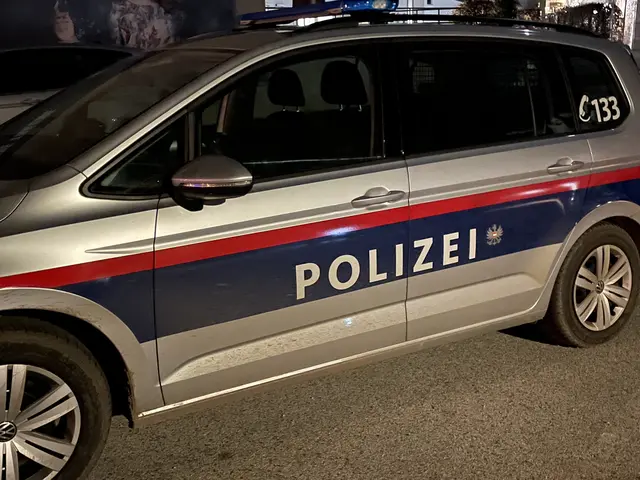 Die Polizei nahm den Unfallhergang auf. | Foto: Alexandra Goll