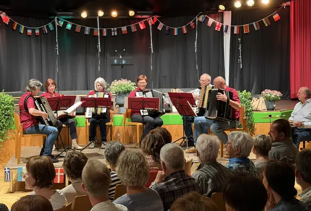 Mit ESC-Klassikern sorgte das Akkordeonensemble für musikalische Abwechslung | Foto: GuMV Kirchberg an der Pielach