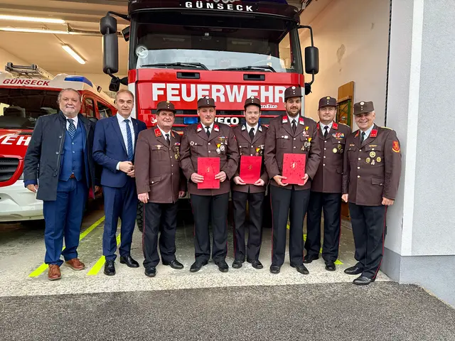 Die Feuerwehr Günseck feierte 130 Jahre. Natürlich gab es auch einige Ehrungen. | Foto: Landesmedienservice