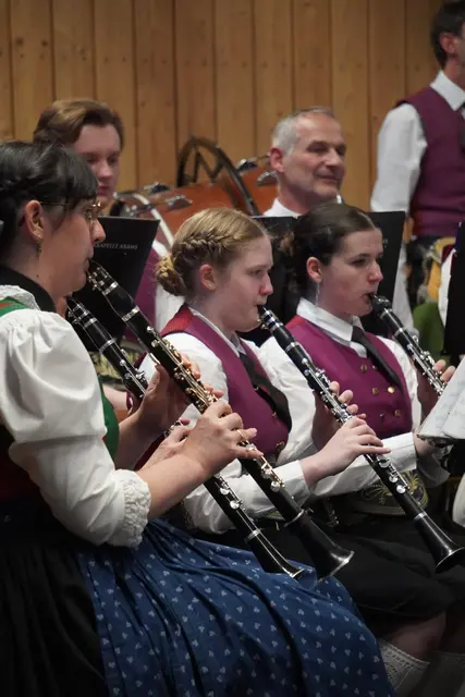 Mit "Mother´s Heart" grüßten die Musikanten und Musikantinnen ihre Mütter. 