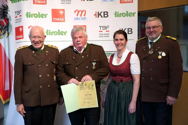 77. Jahreshauptversammlung Tiroler Landesschützenbund Innsbruck: Ehrungen für die SG Pfunds