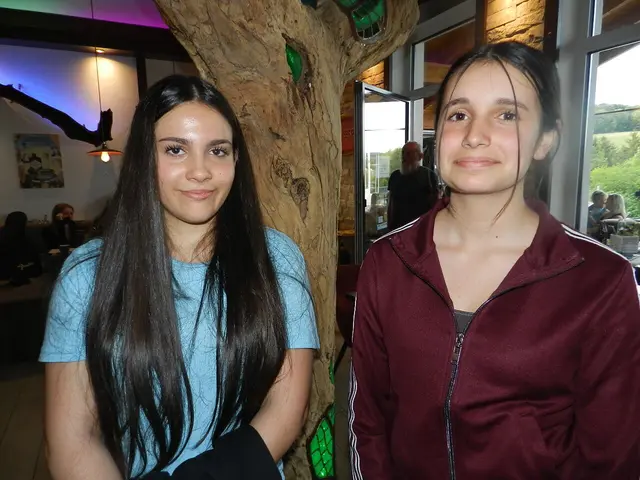 Marlene Krischke und Amelie Pressl haben ihre Kinder auch in der Musikschule Laabental. | Foto: Heribert Punz