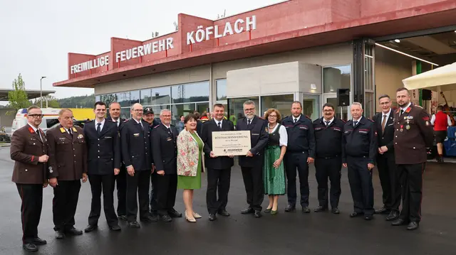 Zahlreiche Ehrengäste und eine Abordnung aus Giengen freuten sich über die gelungene Eröffnung. | Foto: BFFVO