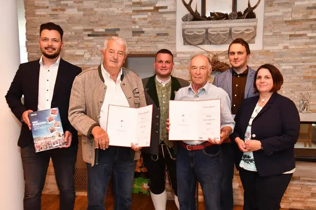 Für bis zu 60 Jahre Mitgliedschaft in St. Lambrecht geehrt