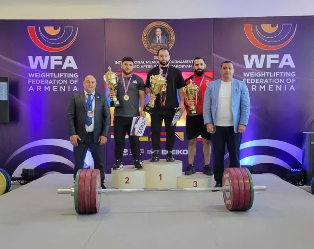 Samvel Hakobyan Cup Besten Heber | Foto: Sargis Martirosjan