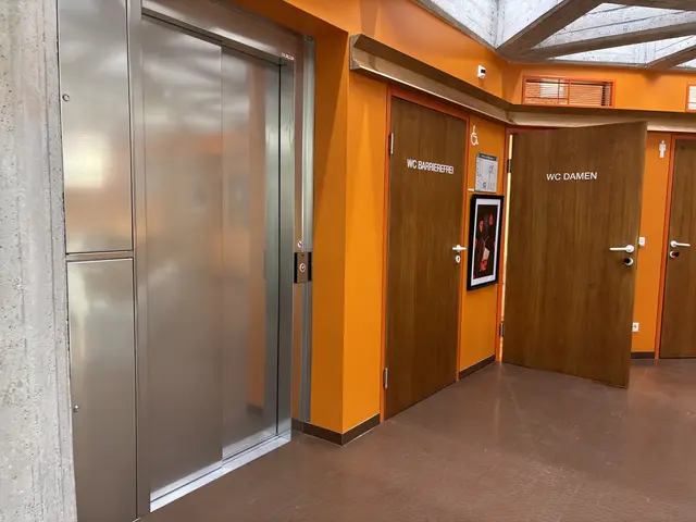 Das obere Stockwerk kann nun mit einem Lift erreicht werden. 