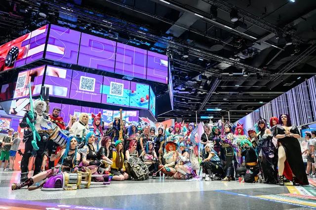 Mit endloser Kreativität, arbeitsintensiver Handarbeit und natürlich Spaß an der Sache verwandeln Cosplayer sich in Figuren aus Spielen, Anime und Pop Culture. | Foto: Max Slovencik