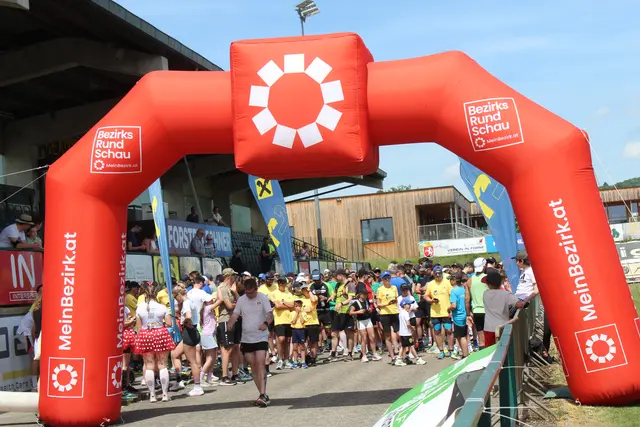 Vor dem Start | Foto: MeinBezirk Perg/Köck