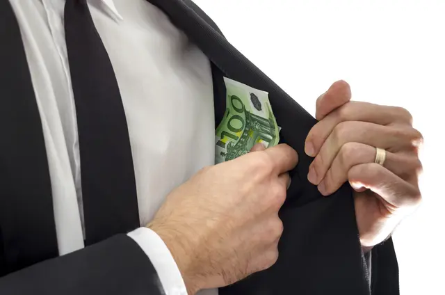 Energieanbieter eww Wels warnt nun seine Kundinnen und Kunden vor falschen Mitarbeitern und einer neuen Betrugsmasche. | Foto: PantherMedia / Gajus-Images
