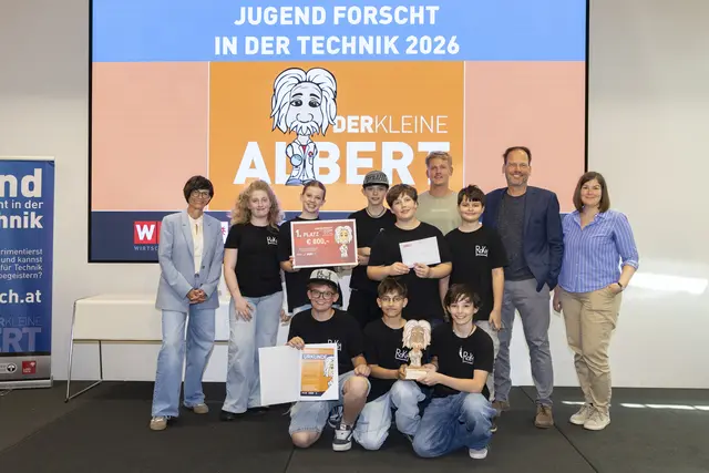 Jugend forscht Preisverleihung. Kategorie Schulklasse: MS Hötting-West | Foto: Die Fotografen | WK Tirol