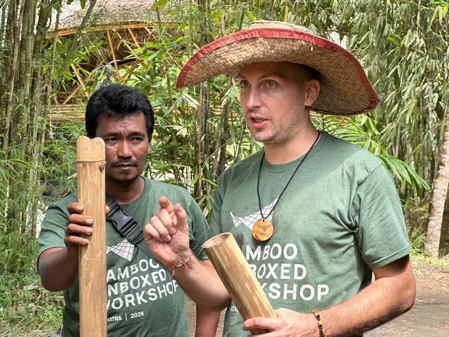 Der Südoststeirer Gilbert Anton Murrer arbeitet auf Sumatra eng mit der lokalen Bevölkerung zusammen und entwickelt Bauprojekte rund um Bambus, Regenwaldschutz und neue Einkommensmöglichkeiten.