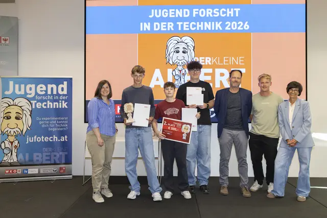 Jugend forscht Preisverleihung. Kategorie Kleingruppen Zweiter Platz: MS Landeck | Foto: Die Fotografen | WK Tirol