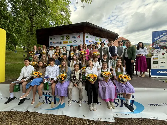 Gemeinsames Gruppenbild aller in Aflenz geehrten Sportlerinnen und Sportler. | Foto: MeinBezirk/Angelika Kern