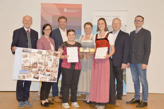 VHM-Vorstandsmitglied Josef Eisl sen., LFA NÖ-Bildungsmanagerin Karin Kern, Barbara Burger, Direktor des Francisco Josephinum Martin Kerschbaumer, Magdalena Karl, LK NÖ-Vizepräsidentin Andrea Wagner, Birgit Plank, Interimistischer Leiter des LMTZ Eduard Hauß, LFA NÖ-Leiter Anton Hölzl | Foto: Petra Zeller
