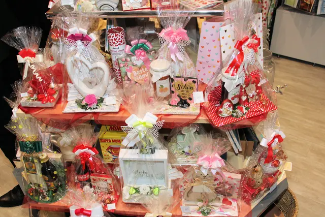 Wunderschöne Verpackungen und Geschenksideen im Geschenkkorb Wirth | Foto: Cescutti