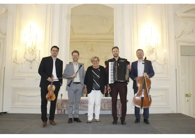 Tolle Künstler sorgten für eindrucksvolle Stimmung auf Schloss Hof.  | Foto: Philharmonie Marchfeld