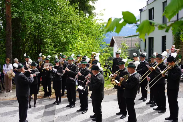 Die Musikkapelle Natters sorgte für festliche Stimmung.  | Foto: AMG