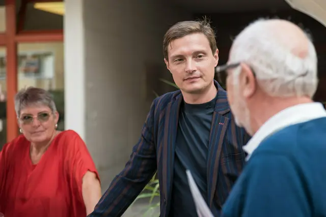 Michael Trinko (Mitte, SPÖ) ist grundsätzlich mit der Umgestaltung des Aumannplatzes einverstanden, er warnt aber vor Schnellschüssen. | Foto: SPÖ Währing