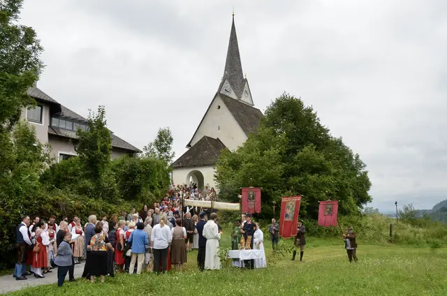 Die Brauchtumsgruppe Waidmansheil veranstaltet etwa den St. Anna Kirchtag. | Foto: Privat