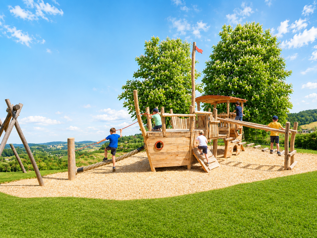 Ob Spielplatz, Begegnungszone oder Freiraumgestaltung: Die Gestra Spiel- und Freizeiteinrichtungen Gmbh setzt seit 30 Jahren auf Qualität, Langlebigkeit und Handarbeit. | Foto: GESTRA Spiel- und Freizeiteinrichtungen GesmbH