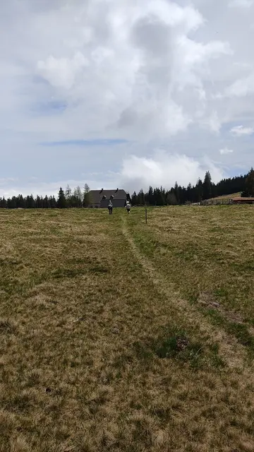 ...wieder zurück auf der Brendlhütte für Kaffee und Kuchen, bevor es wieder zurück nach Hause geht. | Foto: Günther Koch