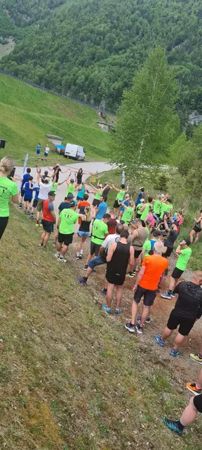 Start zum Spendenlauf in Hieflau | Foto: cool running