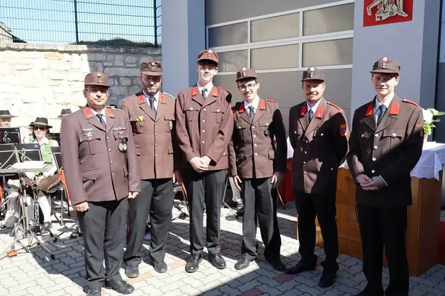 Die Freiwillige Feuerwehr Zogelsdorf feierte die traditionelle Florianifeier mit zahlreichen Gästen. | Foto: David Haberl