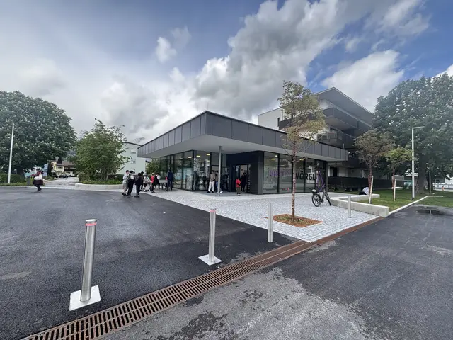 Der neue Jugendtreff „s’Hangout“ in der Südtiroler Siedlung wurde am 12. Mai offiziell eröffnet. | Foto: Martina Obertimpfler 
