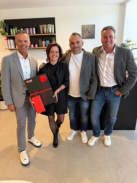 WK-Bezirksstellenleiter Otmar Ladner, Isabell Spiss sowie die Bürgermeister Michael Zangerl (See) und Franz Benedikt (Grins). | Foto: WK Tirol