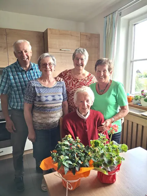 Walter Zeitlinger, Anna Zeitlinger, Johanna Zeitlinger, Franziska Weber und Christine Steindl (v.l.) | Foto: Pensionistenverband Zwettl