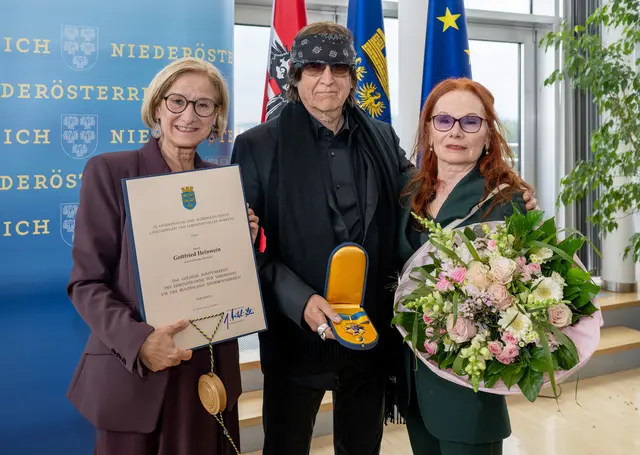 Landeshauptfrau würdigt Gottfried Helnwein für sein Lebenswerk