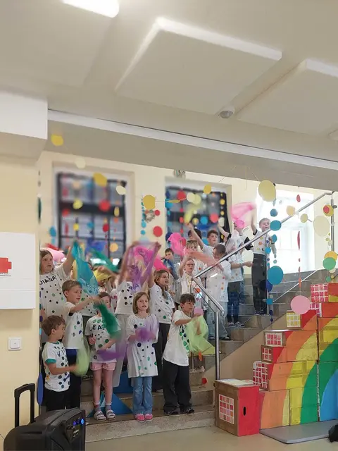 Mit Präzision, klaren Stimmen und viel Freude am Singen präsentierten die Kinder ihre Lieder.  | Foto: VS Mondsee