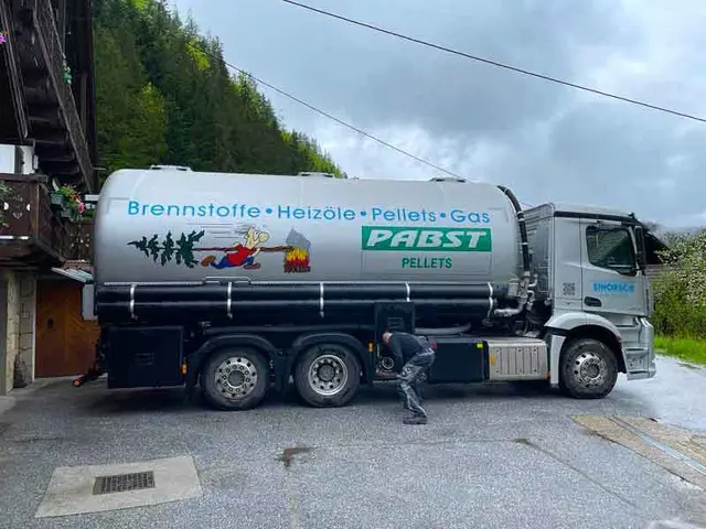 Die Firma Sihorsch setzt auf hochwertige heimische Pellets, persönliche Beratung und eine attraktive Frühbezugsaktion für die Heizsaison.