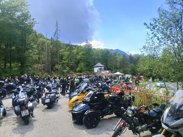 Motorradsegnung bei der Kapelle Maria an der Klamm im Weißenbachtal. | Foto: Freiwilligen Feuerwehr Mitterweißenbach