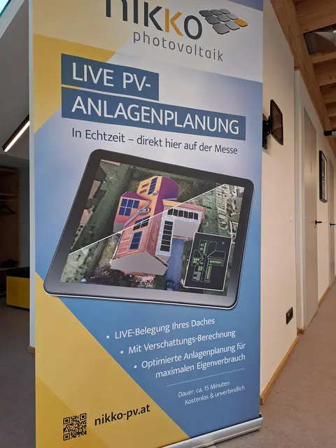 Live PV-Anlagenplanung bei der Hausmesse bei Nikko. | Foto: Nikko PV