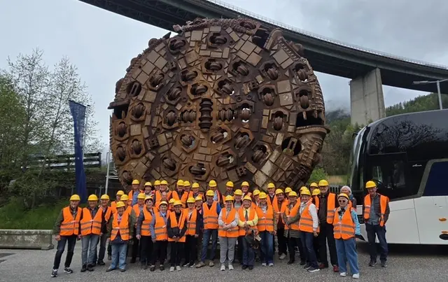 Eindrucksvoller Tagesausflug des Bludescher PVÖ zum  Brenner Basistunnel und nach Innsbruck