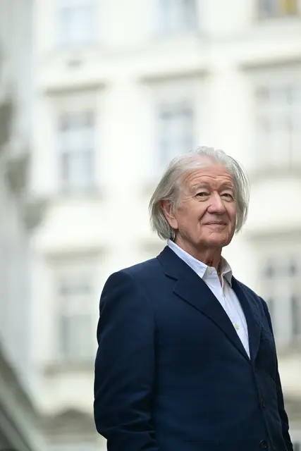 Armin Thurnher liest beim Welser Weinphilosophen