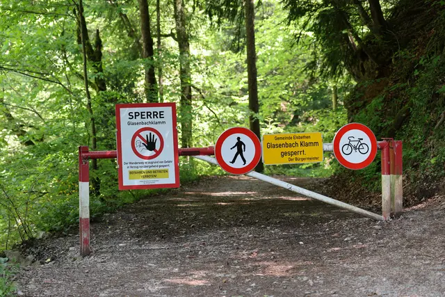 In Zukunft sollen sanierungsbedürftige Brücken in der Klamm repariert werden. | Foto: Maria Tiefenbacher-Schöndorfer, 2023