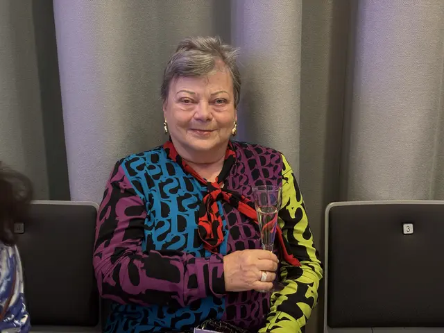 Heidemarie Hauser genoss einen schönen Abend, leider ohne ihren Mann, der vom Geburtstagfeiern zu müde war, aber: "Ich lasse mir das nicht entgehen." | Foto: Schauer