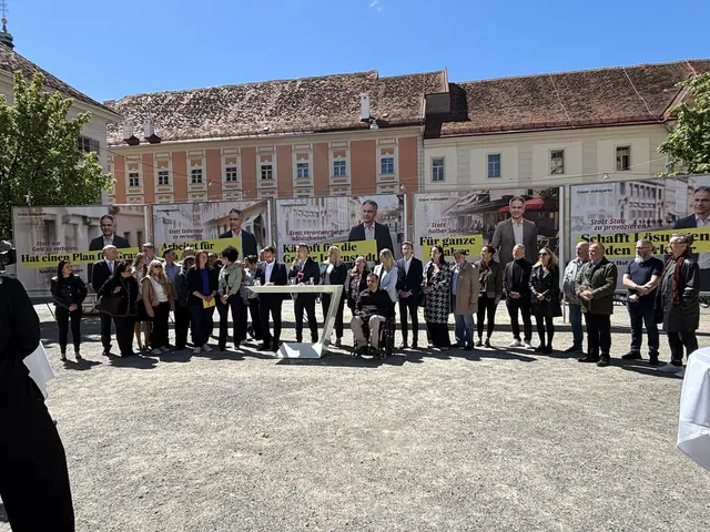 Die Kandidatinnen und Kandidaten der ÖVP bei der Präsentation in Graz. 