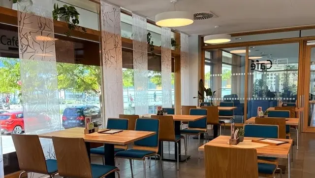 Seit 4. Mai ist die Cafeteria "Zaubertreff" im Wolfsberger LKH eröffnet. Das Cafe ist auch von außen frei zugänglich und nicht nur den Patienten vorbehalten. | Foto: Privat